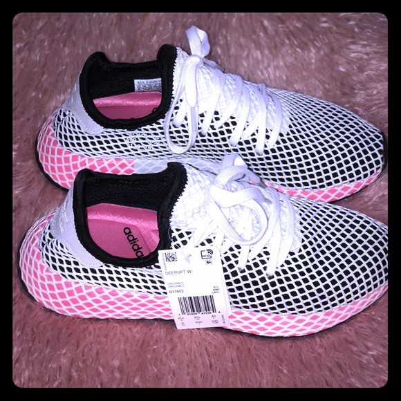 Women's ADIDAS deerupt runner brand new NWT Women's ADIDAS deerupt runner brand new NWT